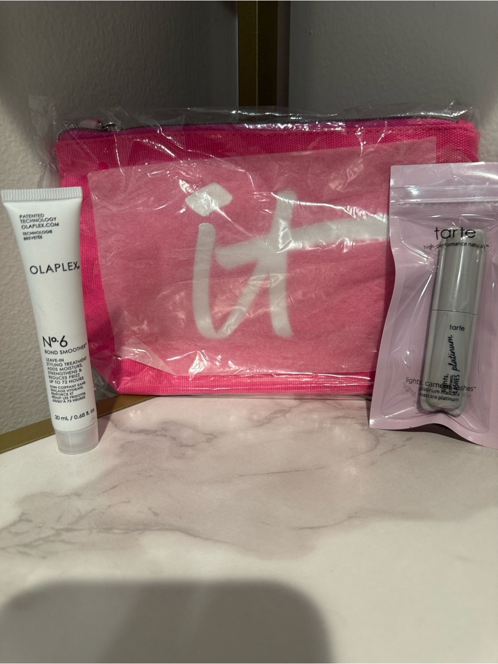 IT Cosmetic Bag with Tarte and Olaplex samples